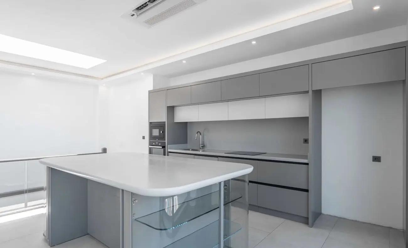 Modern kitchen